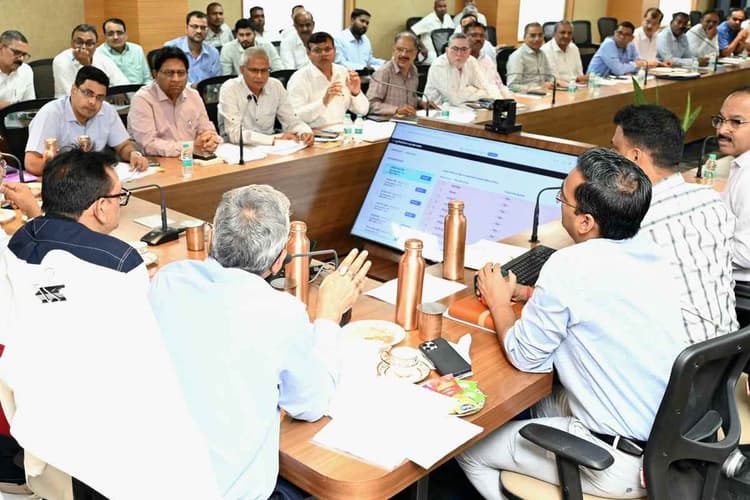 यूपी में नमामि गंगे विभाग की अनूठी पहल, कार्मिकों को उनके सामने मिली मनचाही तैनाती