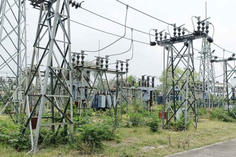 पलामू : भीषण गर्मी में बिजली संकट, 132 की जगह मिल रही सिर्फ 97 मेगावाट सप्लाई