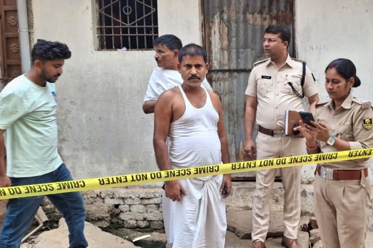 छपरा में बिजली चोरी के विवाद में दो गुटों में जमकर पथराव,आधा दर्जन लोग घायल, जांच में जुटी पुलिस