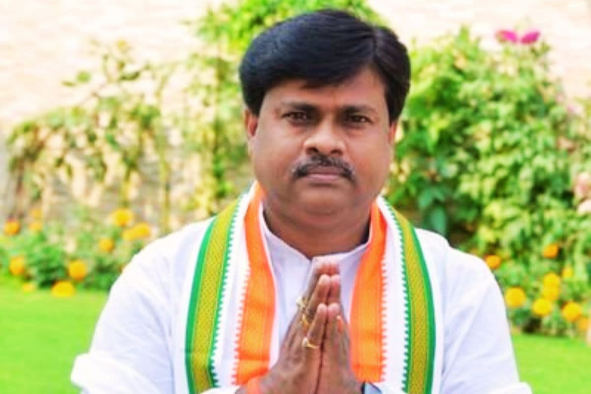 टीएमसी विधायक दिलीप मंडल पर भड़काऊ वीडियो मामले में एक्शन, मोबाइल जब्त, विधायक फरार