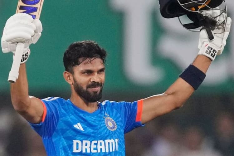 रियान पराग के चोटिल होने से ऋतुराज गायकवाड़ को मिला मौका, ट्राई सीरीज के लिए इंडिया ए टीम में एंट्री
