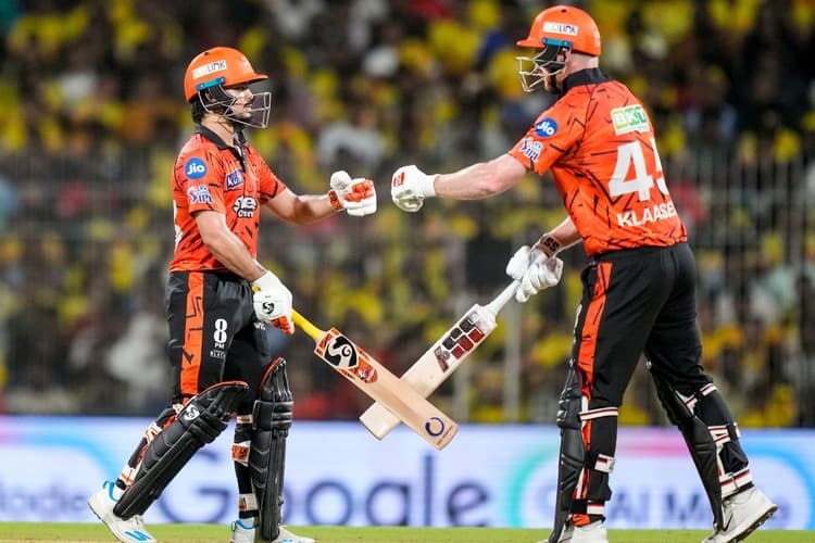 SRH ने CSK को 5 विकेट से हराकर प्लेऑफ में मारी एंट्री, गुजरात भी पहुंचा टॉप-4 में