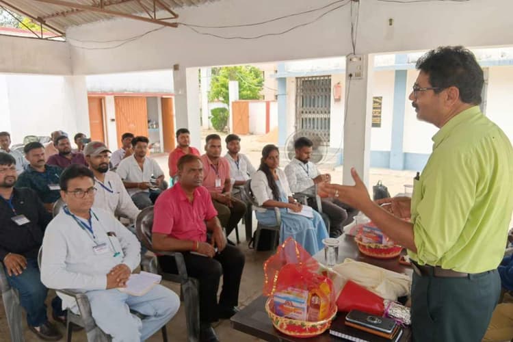 समस्तीपुर: पूसा कृषि विश्वविद्यालय में औषधीय मशरूम प्रशिक्षण संपन्न, प्रमाण पत्र पाकर खिले किसानों के चेहरे