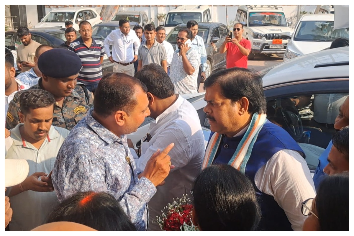 Samastipur News: टीआरई-4 अभ्यर्थियों से शिक्षा मंत्री की अपील, आंदोलन का रास्ता छोड़ें