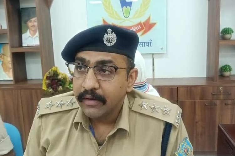 सरायकेला के कांड्रा में बैंक मैनेजर से रंगदारी मांगने वाला धराया, भेजा गया जेल