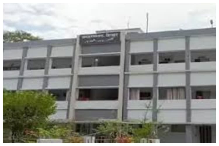 Sheohar News: मनरेगा प्रदर्शन खराब होने पर पंचायत रोजगार सेवक का अनुबंध रद्द