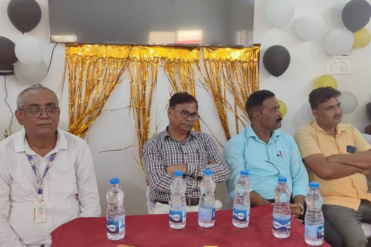 Sheohar: पुरनहिया में मॉडल स्कूल का उद्घाटन, छात्रों को मिलेगी स्मार्ट क्लास की सुविधा