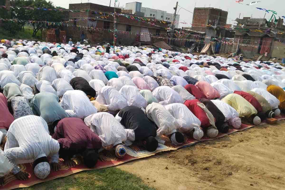 शिवहर: ईदगाहों में अदा हुई बकरीद की नमाज, प्रशासन पूरी तरह मुस्तैद