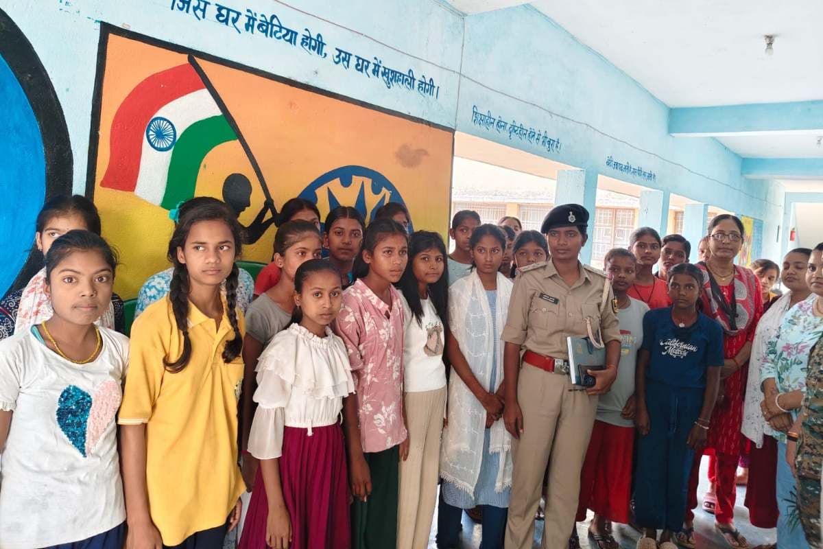 Sitamarhi News kasturba school cyber security child marriage awareness campaign