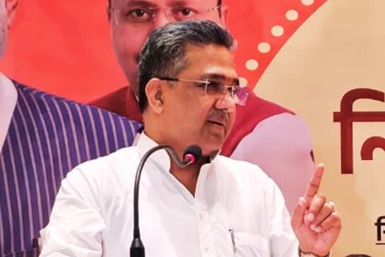 कौन हैं सुनील बंसल? जिनकी ‘साइलेंट’ रणनीति ने उड़ा दी ममता बनर्जी की नींद, सामने आया बीजेपी का सबसे बड़ा ‘गेमचेंजर’
