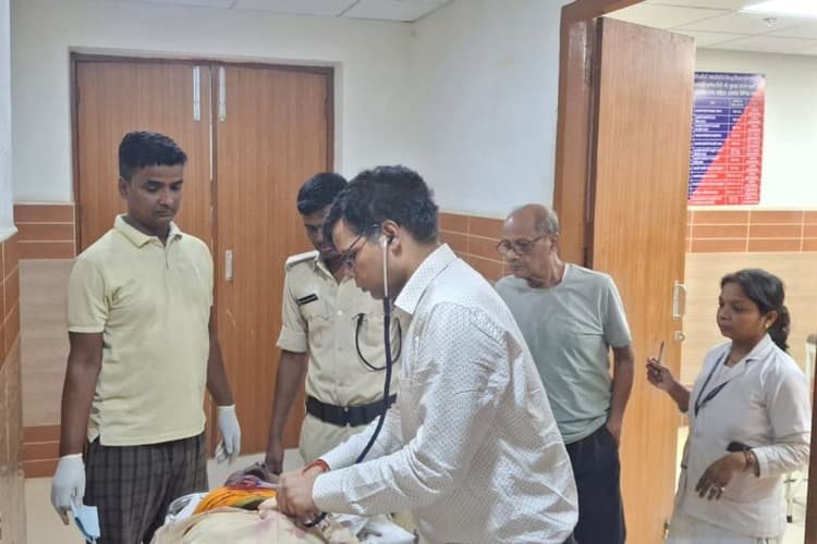 छपरा में भीषण सड़क हादसा, ट्रक-टेंपो की टक्कर में तीन की मौत