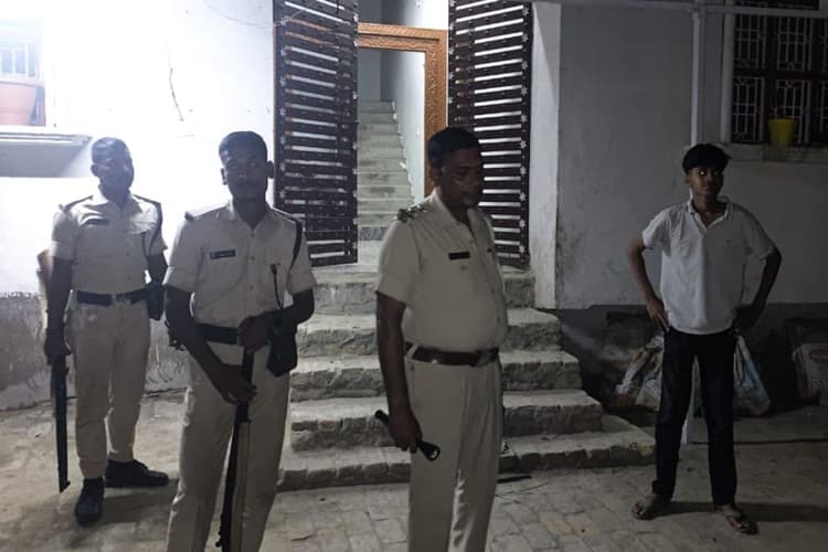 Gopalganj News : नोट दुगुना करने वाले गिरोह पर पुलिस की बड़ी कार्रवाई
