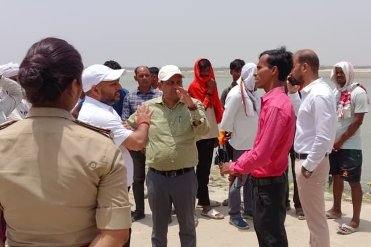 Saran News : सेमरिया घाट पर बड़ा हादसा, सरयू नदी में डूबकर युवक की मौत