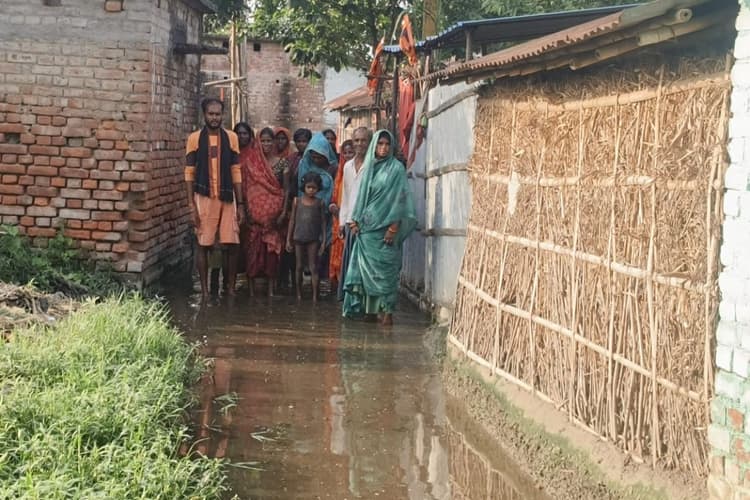 सीएम के आने की खबर पर चमका था पुराना टोल, अब लाखों खर्च के बाद भी नारकीय जीवन जीने को मजबूर 500 ग्रामीण