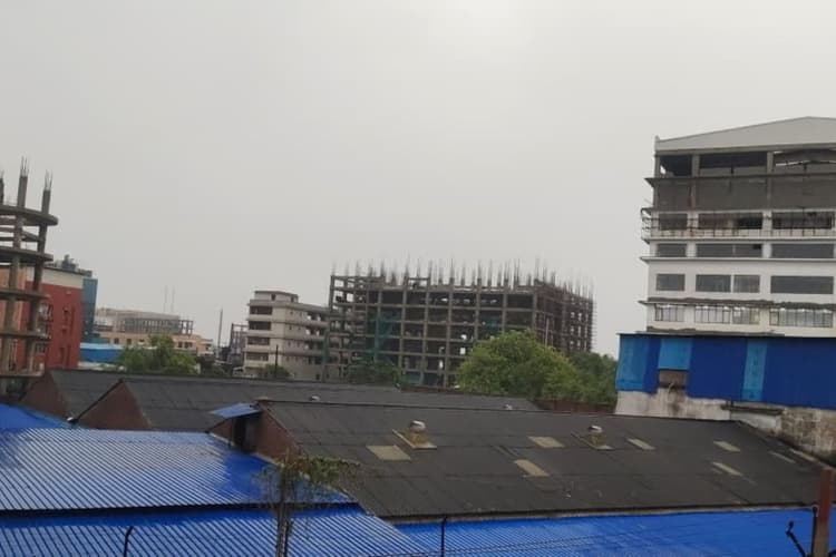 नालंदा में बदला मौसम का मिजाज, बारिश की फुहार से गर्मी हुई कम