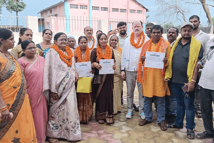 वारिसलीगंज सशक्त स्थायी समिति चुनाव में मुख्य पार्षद का दबदबा कायम, दो जीते, एक निर्विरोध निर्वाचित