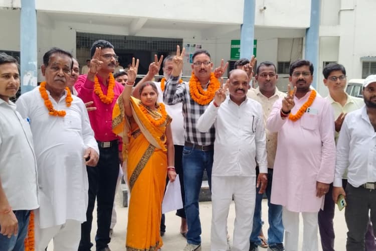 अमदाबाद नगर पंचायत सशक्त स्थायी समिति के चुनाव संपन्न, हेमपुष्पा कुमारी निर्विरोध जीतीं, चंद्रदीप और युगल किशोर भी हुए निर्वाचित