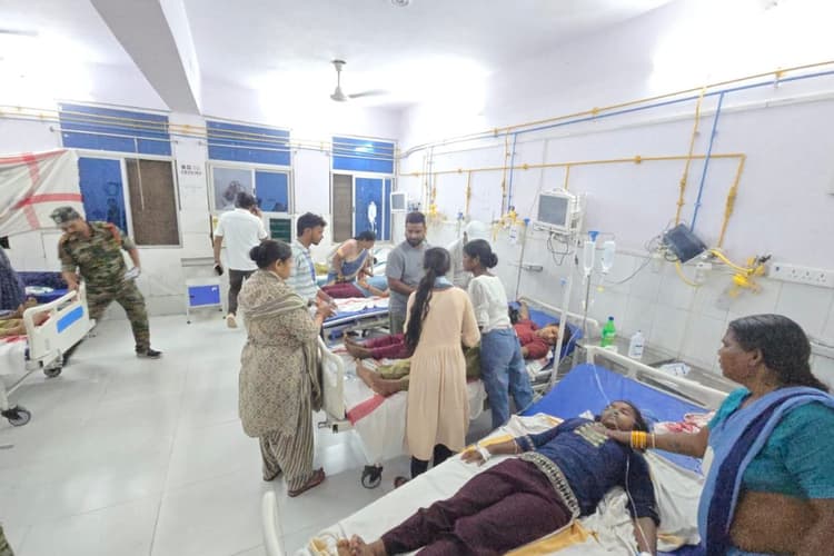 शेखपुरा लोदीपुर कस्तूरबा विद्यालय की 25 छात्राएं बेहोस, सदर अस्पताल मे हुई भर्ती