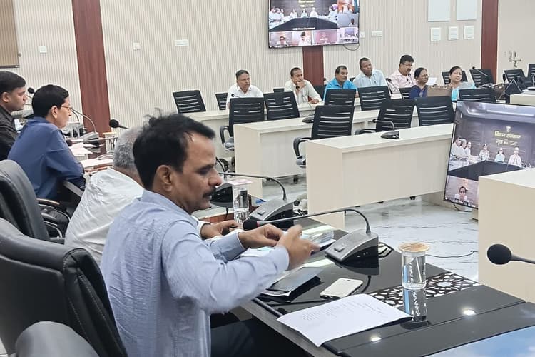 पूर्णिया में कल होगी दारोगा मुख्य लिखित परीक्षा, 7 केंद्रों पर 3751 अभ्यर्थी देंगे परीक्षा; जानें गाइडलाइंस व टाइम टेबल
