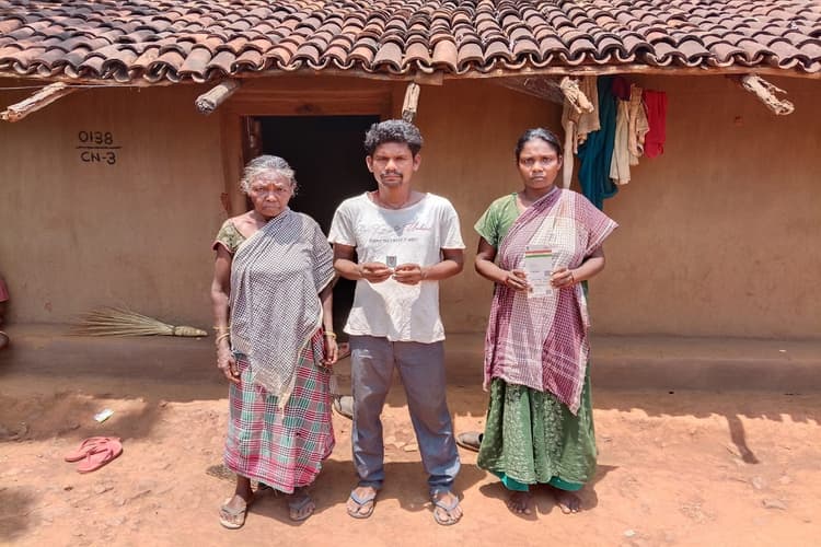 गुवा में 13 वर्षीय किशोर सहित तीन बच्चे लापता, परिजनों में मचा कोहराम