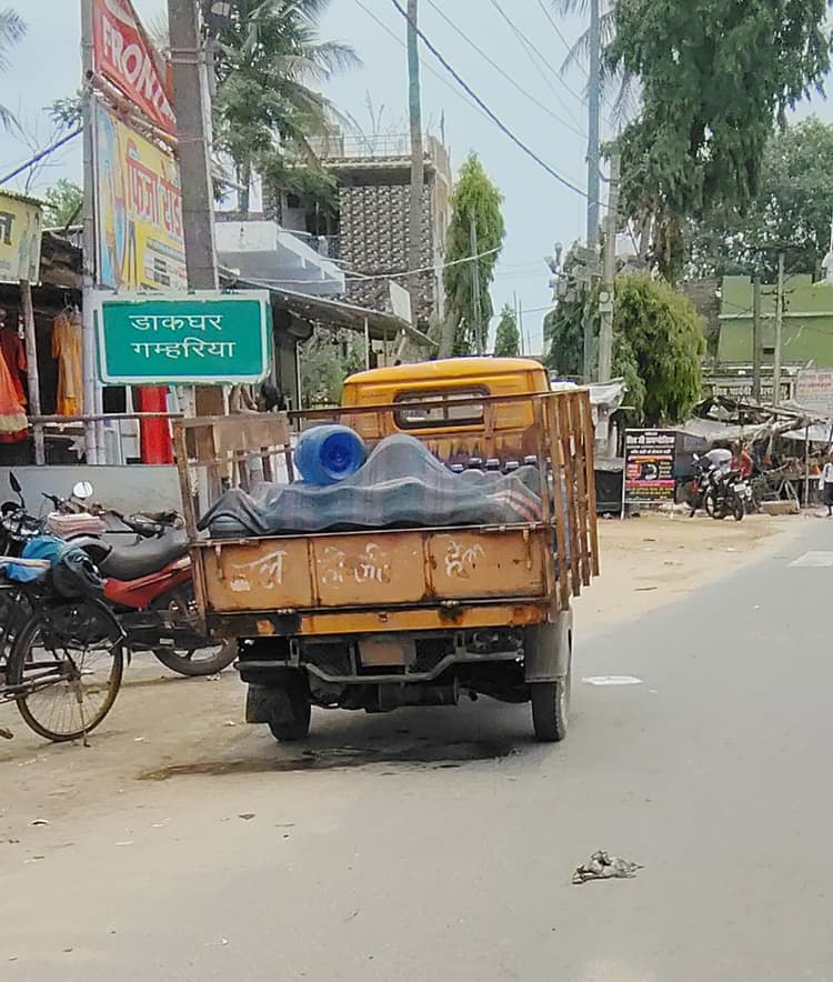 बिना जांच धड़ल्ले से बिक रहा वाटर केन का पानी