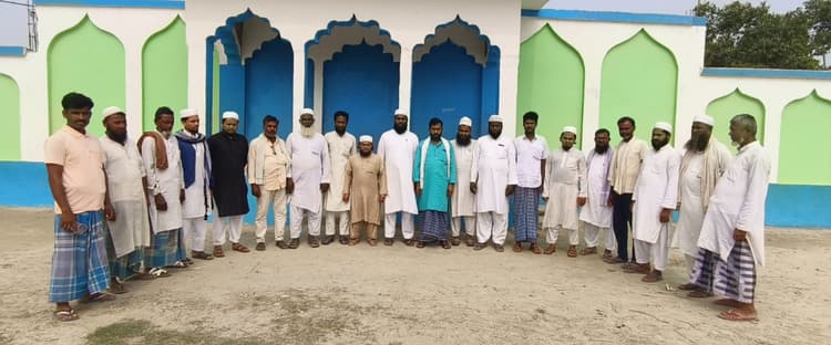 बकरीद को लेकर पीरगंज ईदगाह कमेटी की बैठक, सुबह 7:45 बजे अदा होगी नमाज
