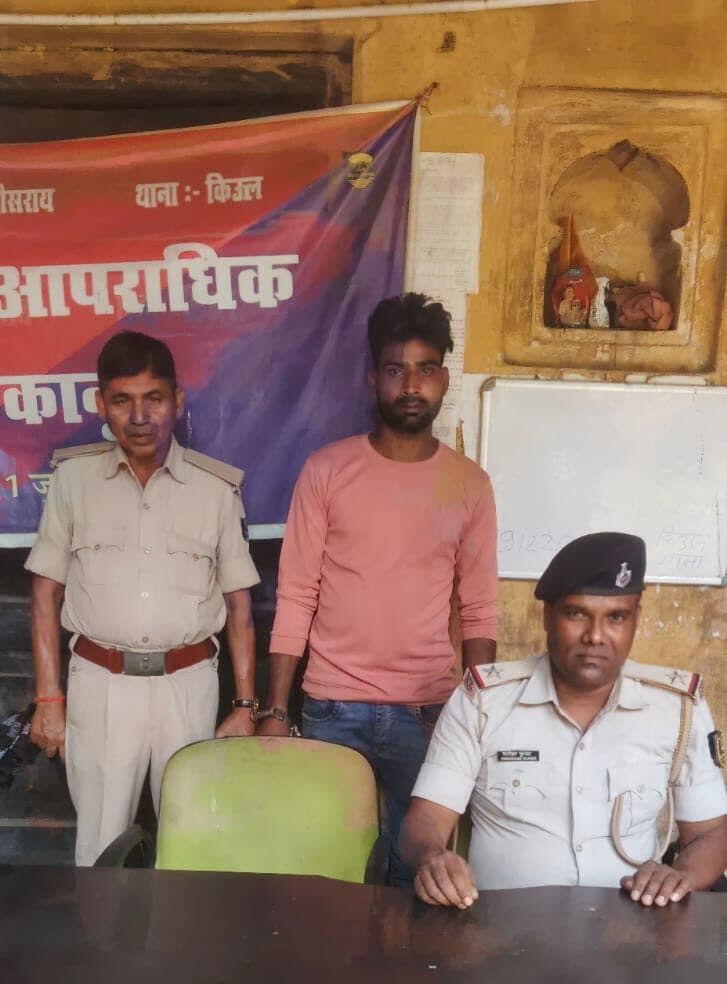 नशे की हालत में भाई को पीट रहा था युवक, डायल 112 की टीम ने दबोचा