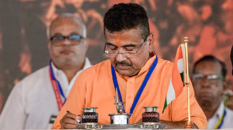 पश्चिम बंगाल में सातवें वेतन आयोग का गठन, सरकारी कर्मचारियों के लिए शुभेंदु अधिकारी की बड़ी घोषणा