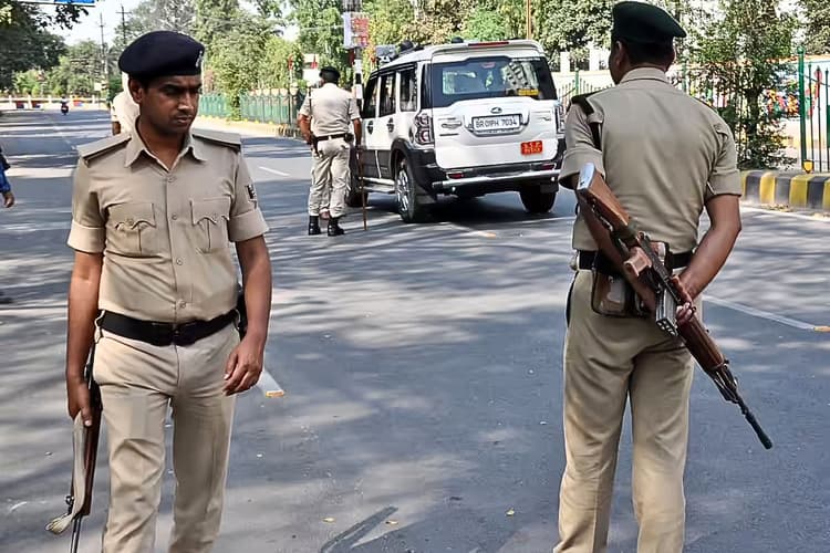 बिहार पुलिस के जवानों को थ्री नॉट थ्री की जगह अब मिलेंगे मॉडर्न हथियार, AI से होगी अपराधियों की पहचान