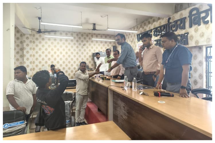 दरभंगा: बिरौल में सशक्त स्थायी समिति चुनाव शांतिपूर्ण संपन्न, तीन सदस्य निर्वाचित