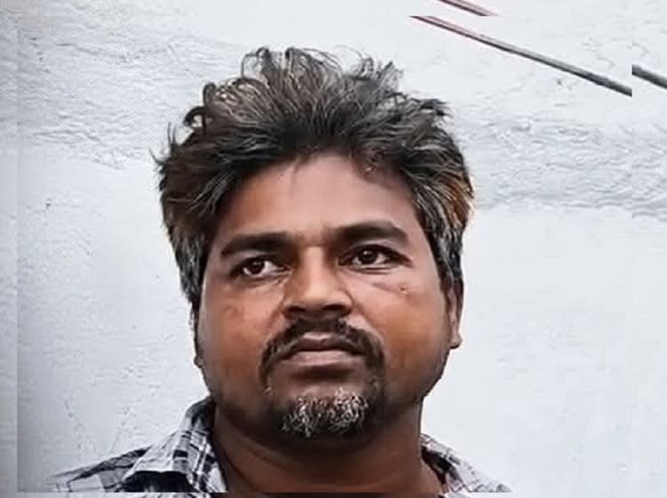 लक्ष्मी भंडार योजना का लाभ उठा रहा था राकिबुल, मुर्शिदाबाद पुलिस ने हिरासत में लिया