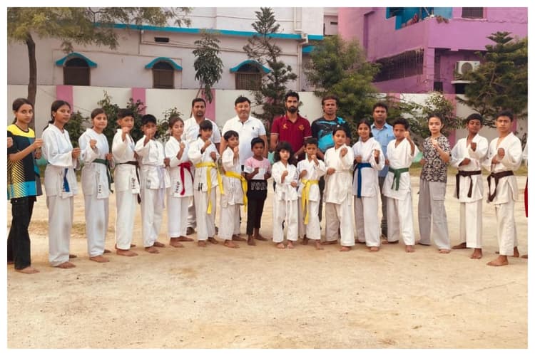 दरभंगा के 23 कराटे खिलाड़ियों का राज्य चैंपियनशिप के लिए हुआ चयन, पटना में मचाएंगे धूम