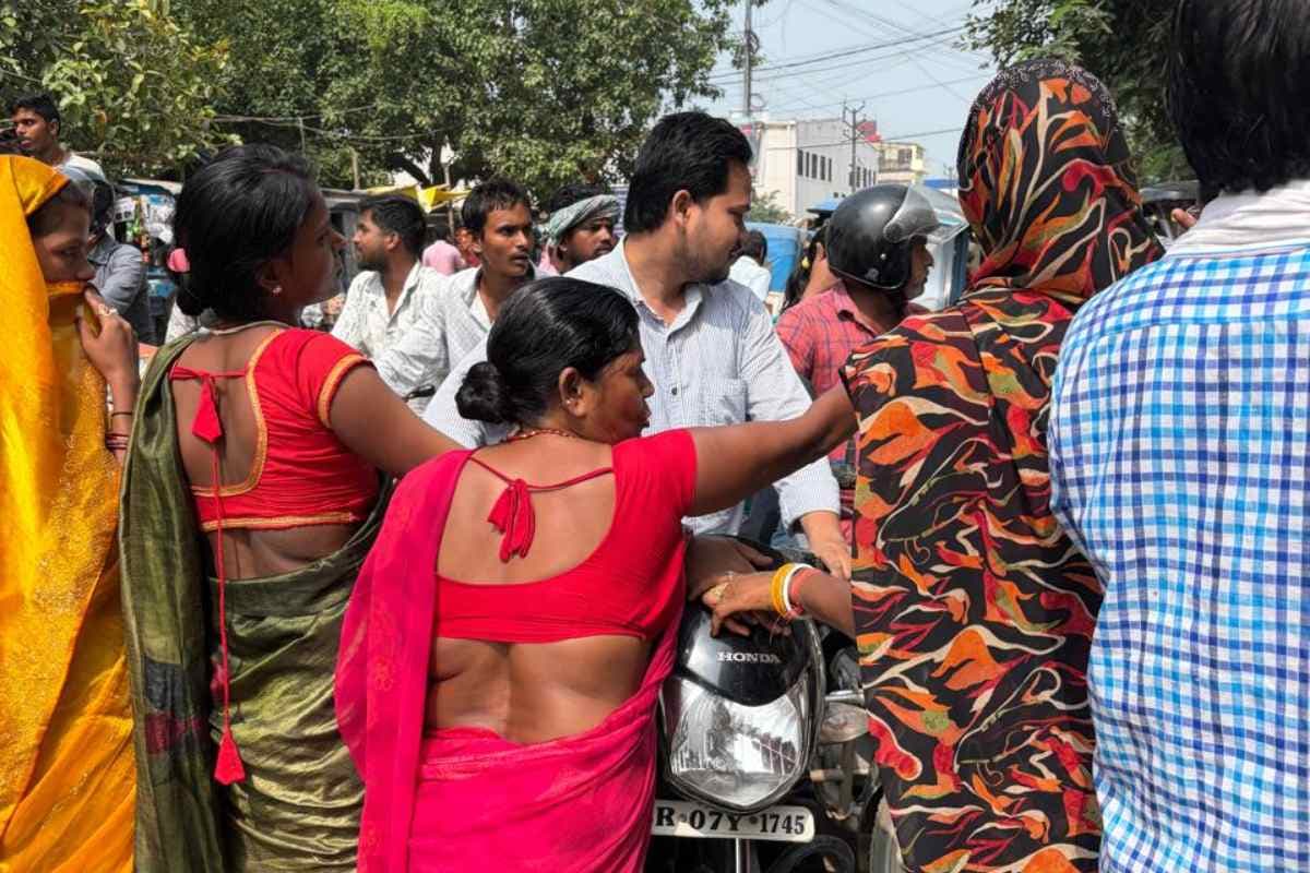 दरभंगा: डीएमसीएच में एक्सरे जांच ठप, नाराज मरीजों और परिजनों ने जाम किया सड़क