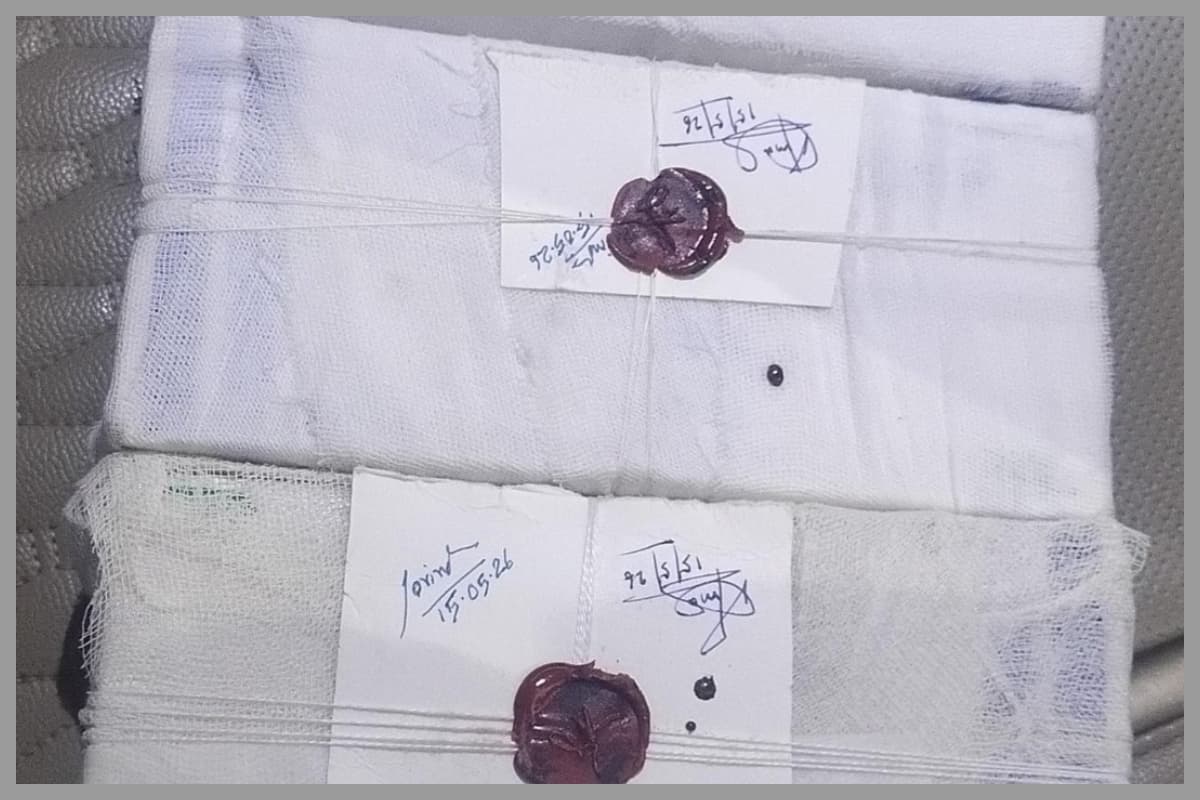 Madhubani: झंझारपुर में क्लीनिक की जांच, संदिग्ध इंजेक्शन मामले में पहुंची ड्रग इंस्पेक्टर टीम