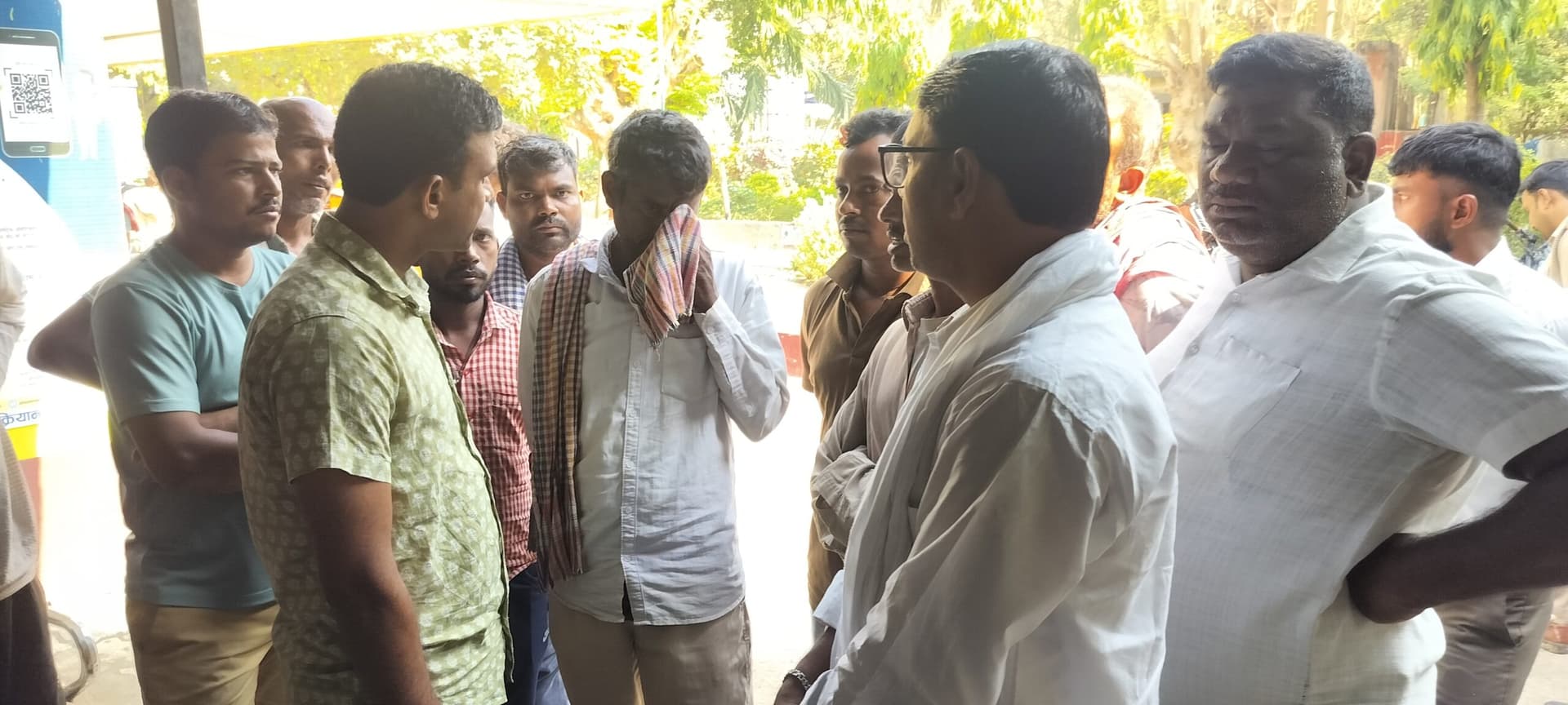शादी समारोह में मजदूरी करने गये युवक की आकाशीय बिजली गिरने से मौत