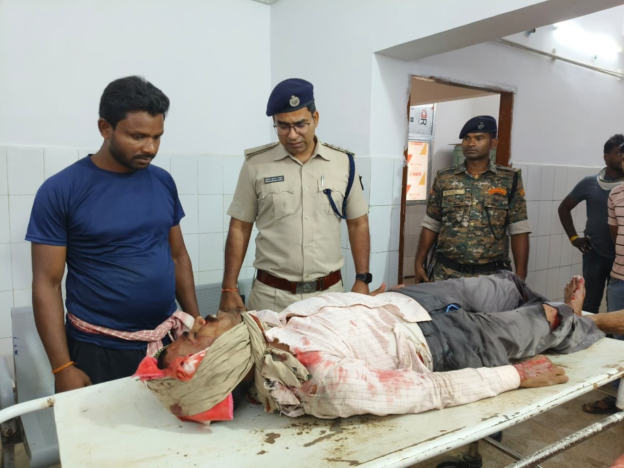SAHARSA NEWS : बच्चे को बचाने के प्रयास में पलटा ई-रिक्शा, चालक गंभीर, दो अन्य घायल