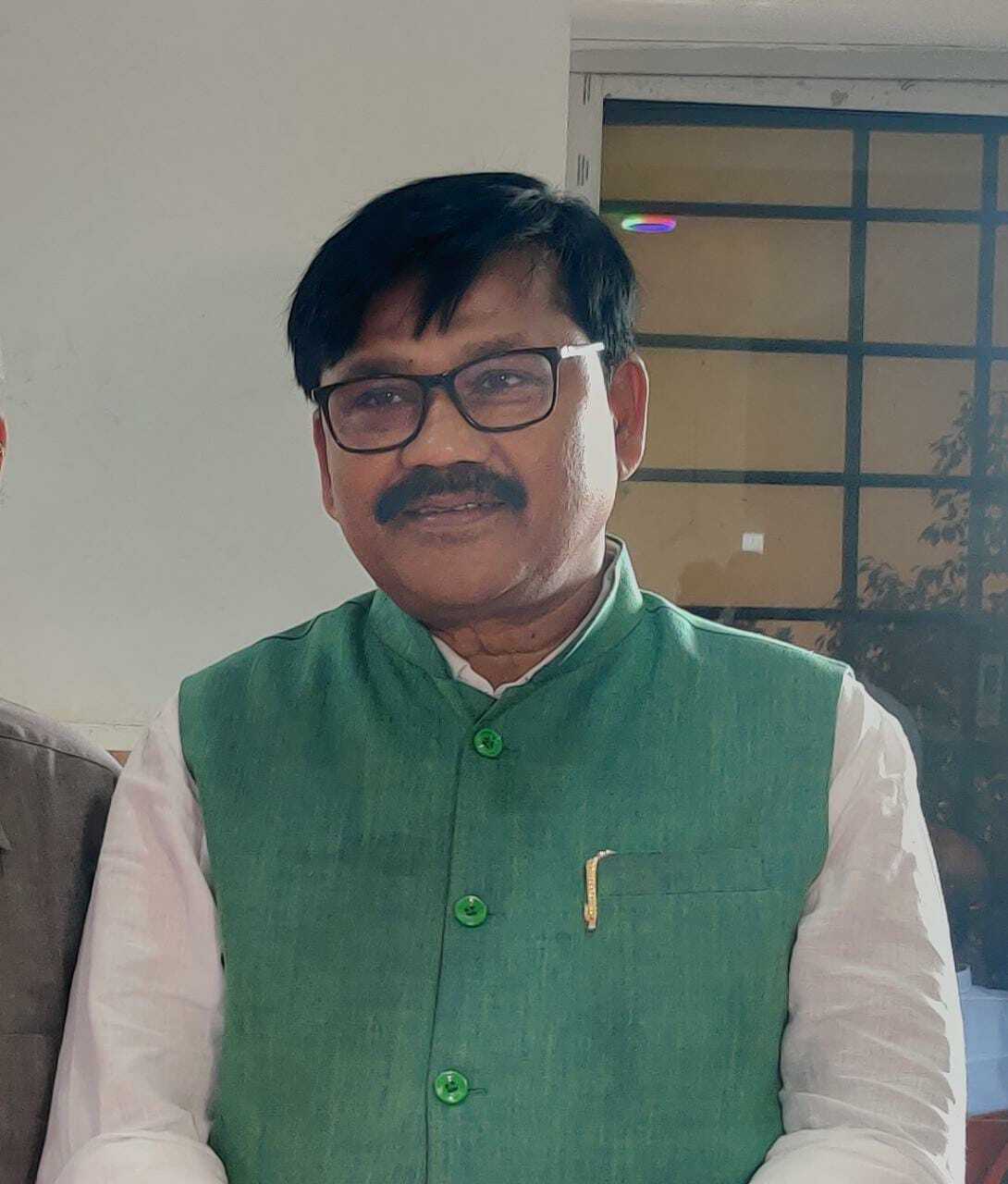 आश्रित को मुआवजा व सरकारी नौकरी दिलाएं सीएम : मुजाहिद