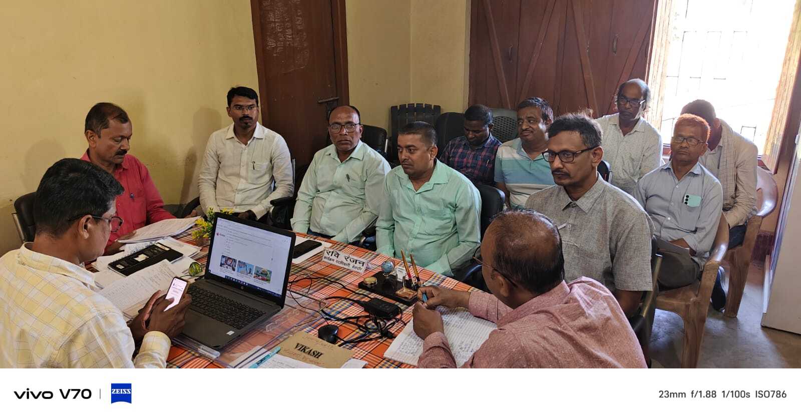 खगड़िया जिले का 45वां स्थापना दिवस आज, मनरेगा कार्यालय में तैयारियों को लेकर हुई बैठक