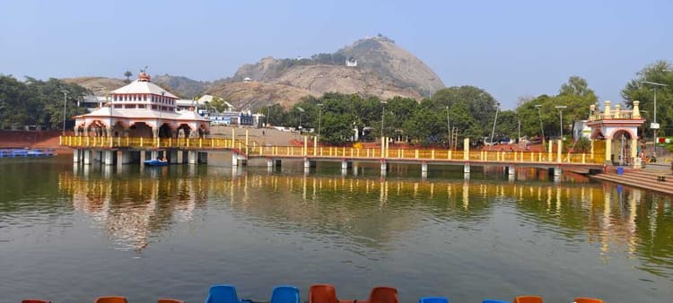 BANKA : जिले के मंदिरों में आज का दर्शन