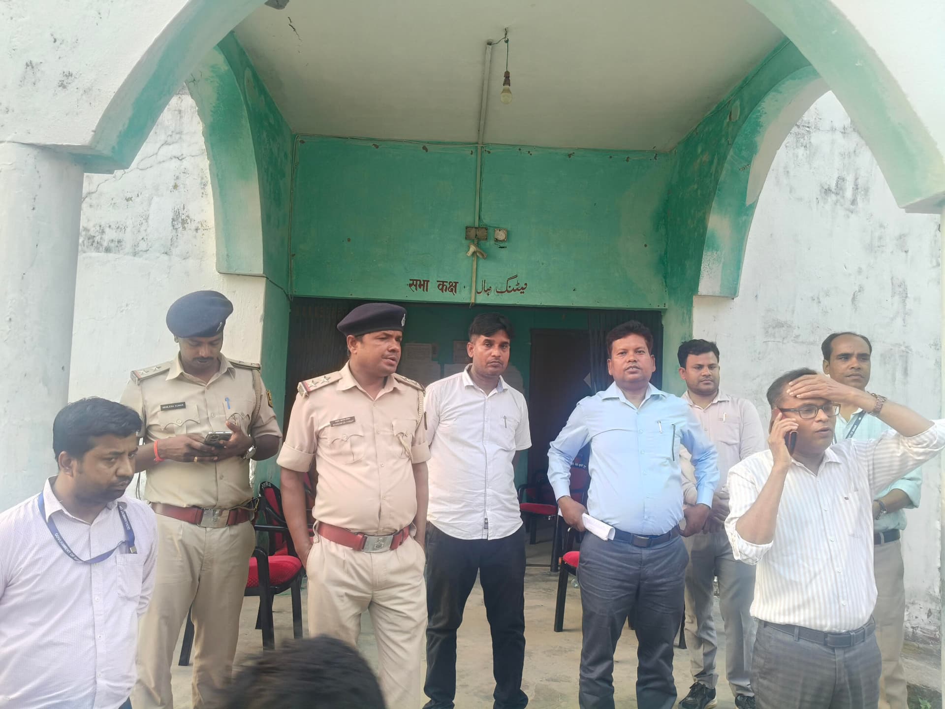 प्रमुख शाद अली की कुर्सी बरकरार, कोरम के अभाव में अविश्वास प्रस्ताव गिरा