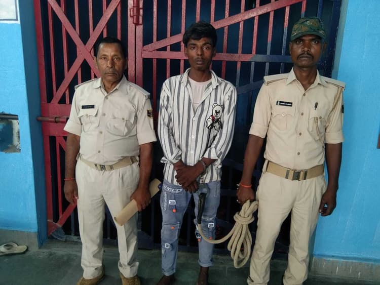 कट्टा के साथ एक युवक गिरफ्तार