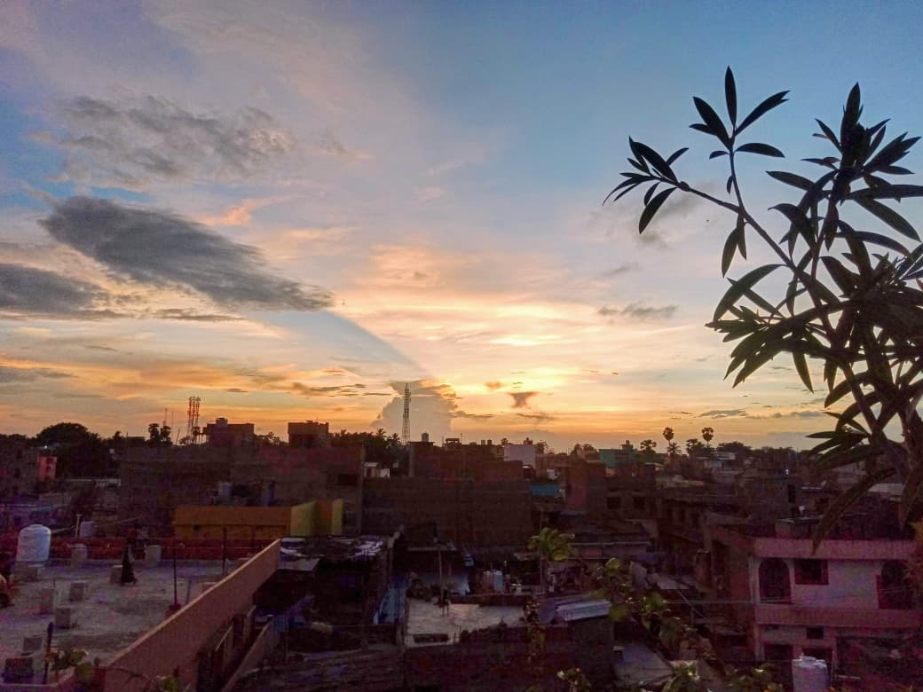 Saharsa weather. सहरसा में मौसम का बदला मिजाज, तेज धूप के बीच बारिश के आसार