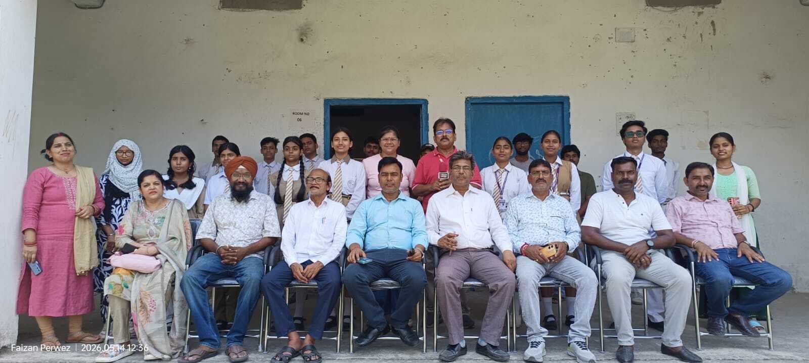 ईश्वरचंद्र विद्यासागर अकादमी में 12वीं के सफल प्रतिभागी हुए सम्मानित