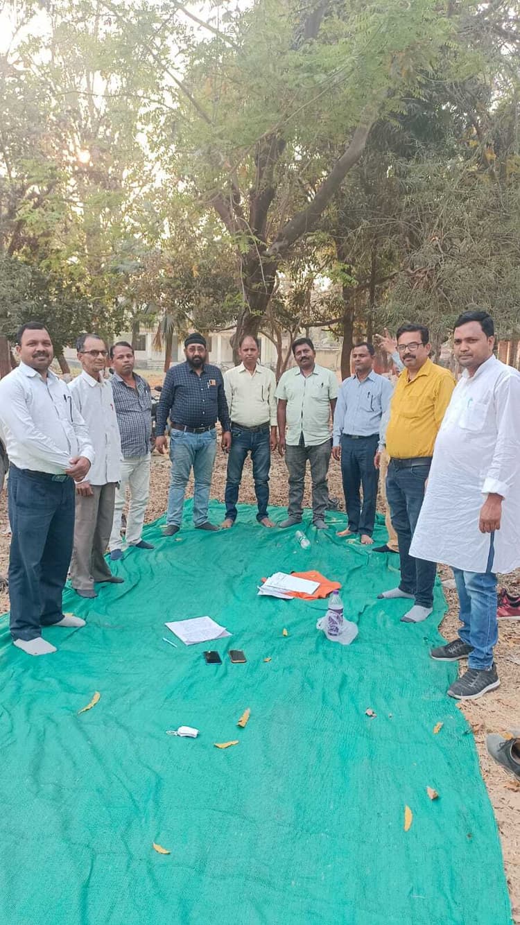 दो माह से वेतन नहीं मिलने से शिक्षकों की बढ़ी परेशानी, आर्थिक संकट गहराया