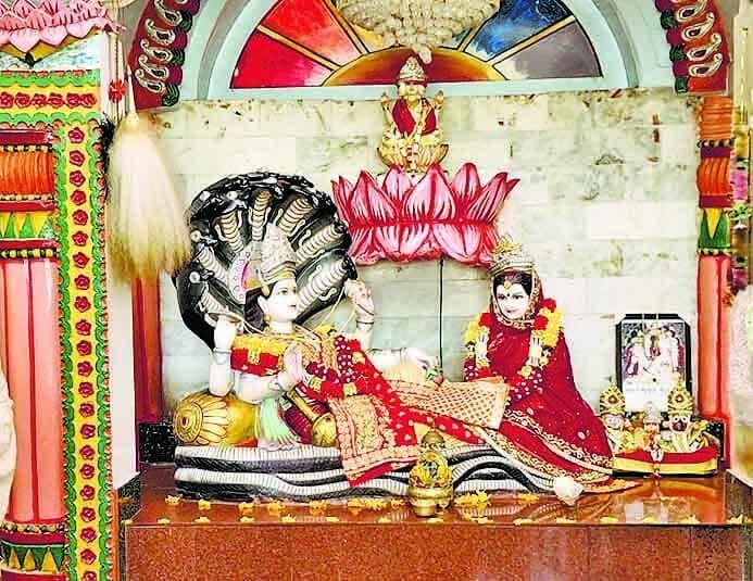 बांका के मंदिरों में आज विशेष पूजा, संध्या महाआरती में उमड़ेगी श्रद्धालुओं की भीड़