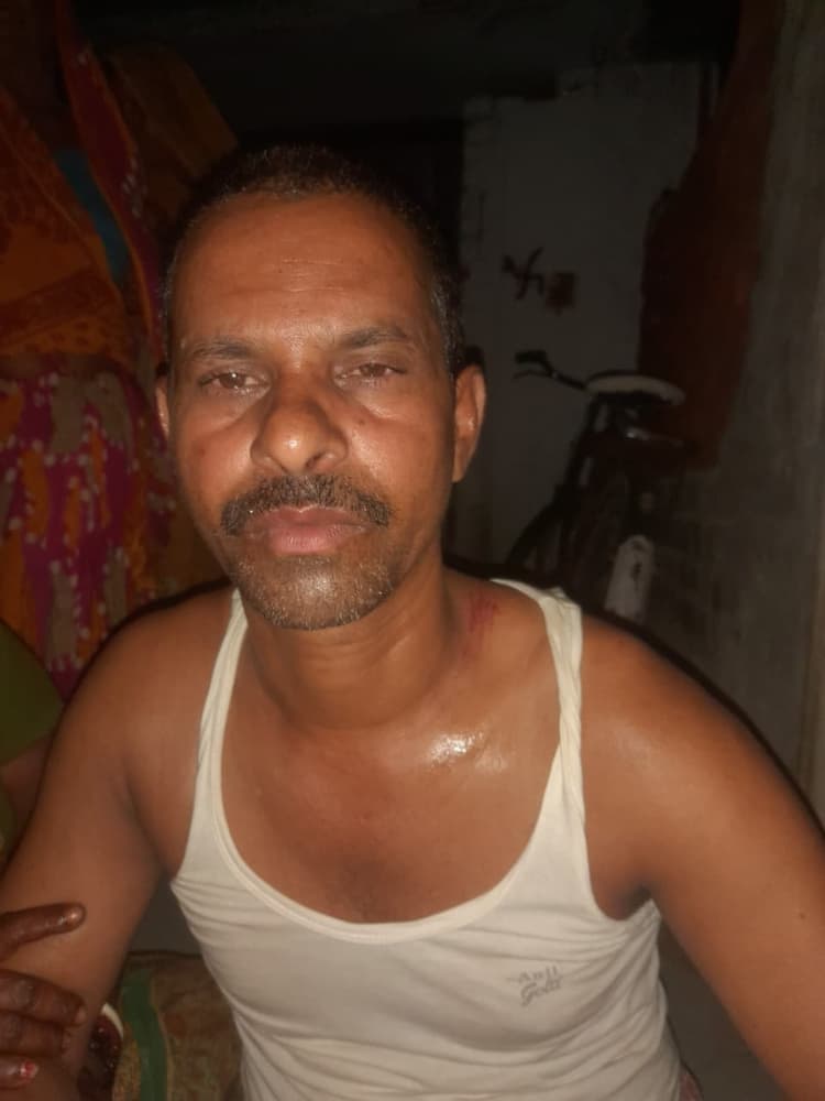 बांका में जमीन विवाद ने लिया हिंसक रूप, घर में घुसकर सो रहे व्यक्ति पर धारदार हथियार से हमला