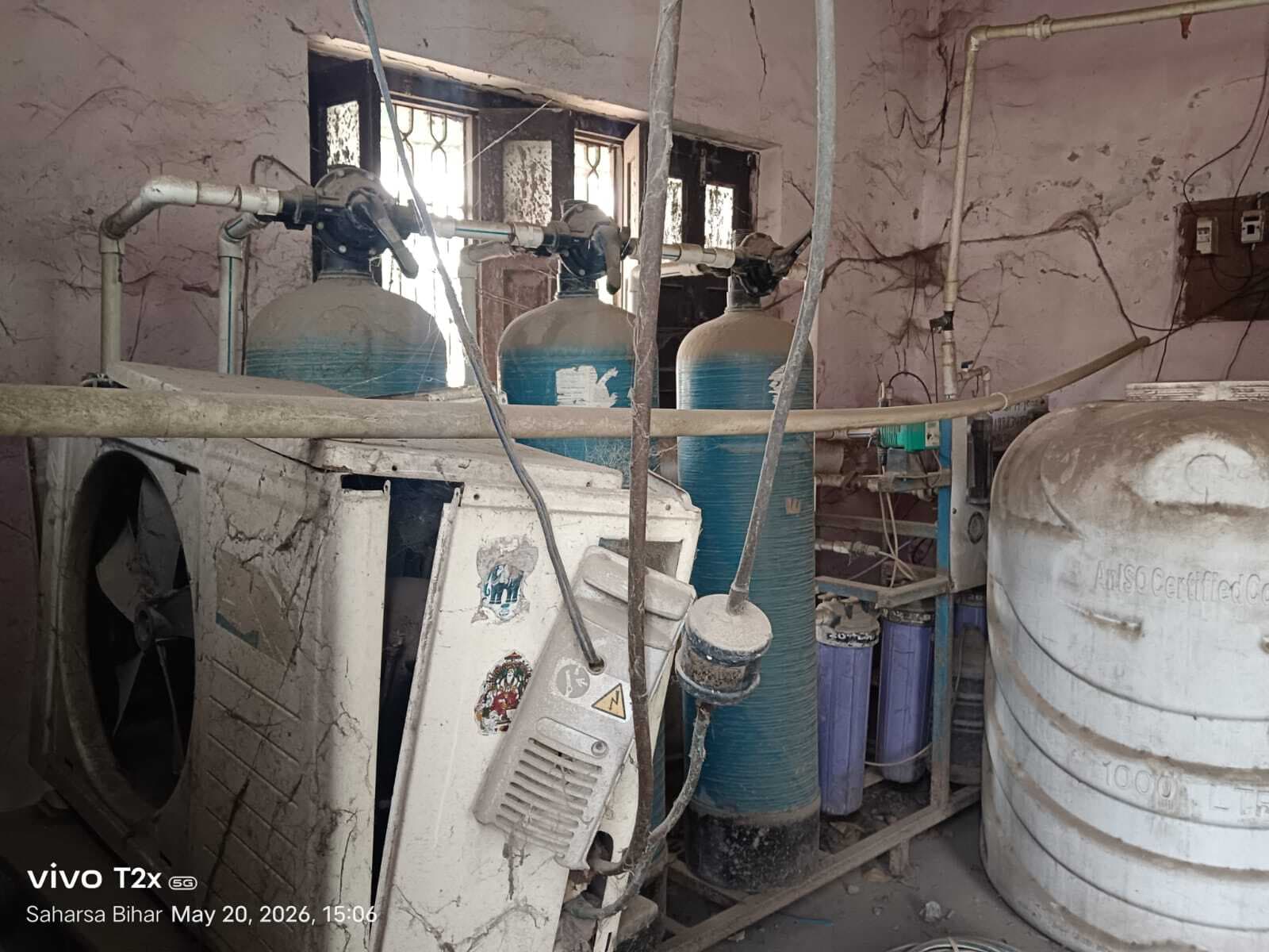 जारों में भरकर घर-घर पहुंच रहा ‘मीठा जहर’