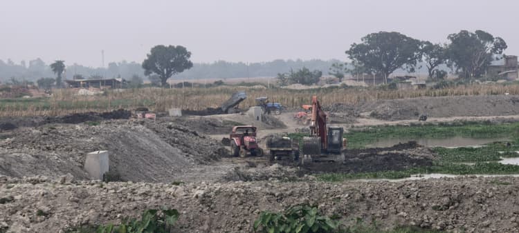 82 लाख से हो रहा बुधोलमनी पोखर का सौंदर्यीकरण