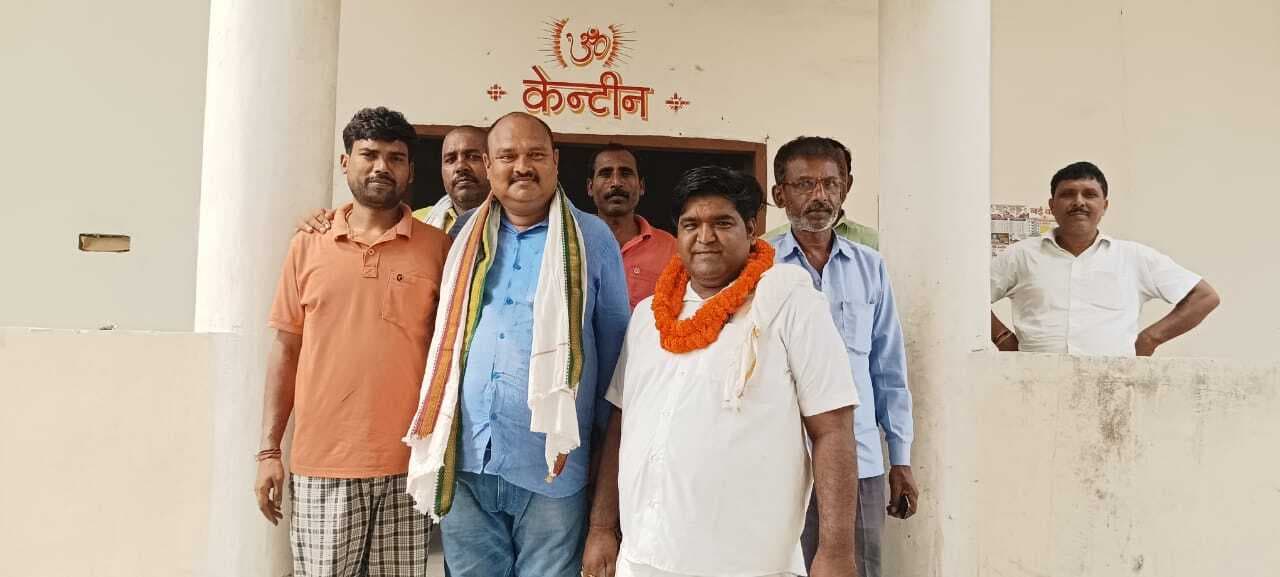 बेलदौर पैक्स चुनाव: नामांकन के पहले दिन अध्यक्ष पद के चार एवं कार्यकारिणी सदस्य के सात अभ्यर्थियों ने भरा नामजदगी पर्चा