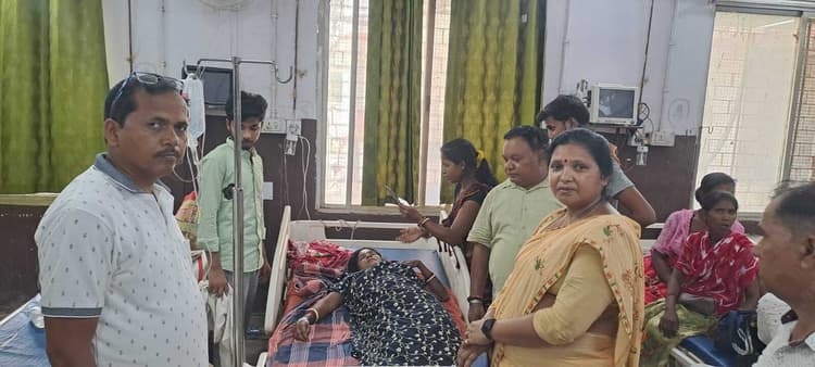 आंगनबाड़ी सहायिका को ड्यूटी के दौरान दिल का दौरा, गंभीर स्थिति में भर्ती